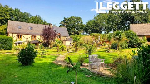 A25873NBE56 - General information: This unique property is ideal for anyone looking for a residence offering holiday rental income and or entrepreneurial activity. Perfectly situated only a few minutes from the medieval town of Josselin with it's 15T...