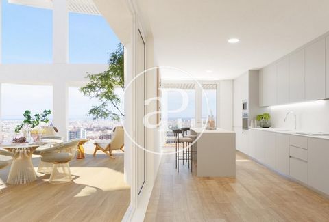 Brand new 353 sqm penthouse with a 60sqm Terrace and views in Sant Pau, Valencia. The property has 4 bedrooms, 4 bathrooms, swimming pool, gymnasium, parking space, air conditioning, fitted wardrobes, laundry room, balcony, garden, heating, concierge...