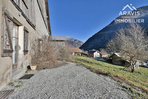 Farmhouse with two apartments and convertible attic space This beautiful building, identified as a heritage building dating from the sixteenth century, of approximately 108 m2 of living space is composed of two dwellings with independent accesses. A ...