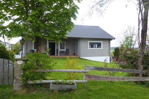 In the quiet town of Waldorf, part of the municipality of Blankenheim, you have a holiday home, completed in 2020, with 150 sqm of living space + approx. 2,000 sqm of land with old trees and a large meadow. We offer you a bright, spacious 50 sqm kitc...