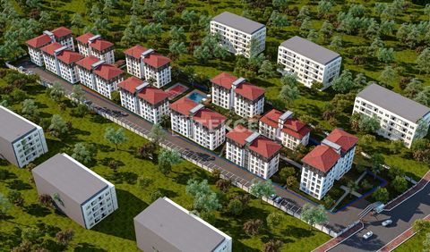 Apartments in a Complex with Swimming Pool in Istanbul Basaksehir with Investment Potential Başakşehir is subject to a large amount of attention from investors of its suitability for family lifestyle. The residential complex is located in an ideal lo...