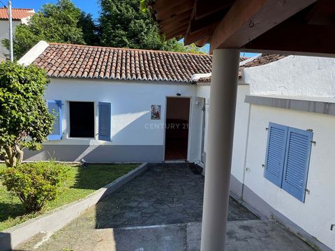 Great opportunity to have your holiday home in São Miguel. Possibility of expanding and creating new housing and setting it up for investment or visiting friends. For more information call us.