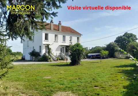 MARCON IMMOBILIER - HAUTE-VIENNE IN LIMOUSIN - REF 88097 - Sector St Sulpice les Feuilles - Marcon immobilier offers this beautiful stone house of the 50s on 4300m ² of land with several outbuildings, 10 minutes from shops and services. The house cur...