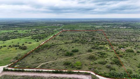 79.968+/- acres Ranch land. This beautiful ranch offers oak trees, native grasses and rolling hills with nice views for homesites. Mostly undisturbed land for raising cattle or horses, hunting and recreational activities. Electricity is located on th...