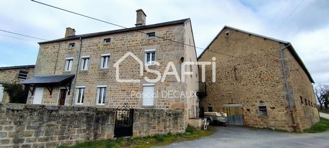 Village house with barn and numerous outbuildings, immediately habitable. The property is composed of a stone dwelling house of 210m2. Ground floor: Entrance hall 9.8m2, pantry, shower room, toilet, fitted kitchen 17.7m2, rear kitchen 8.1m2, dining r...