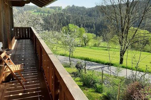 Cozy holiday apartment close to Viechtach & the Bavarian Forest. This beautiful holiday home is in the middle of nature and approx. 5 km from the town center of Viechtach. The ground floor holiday apartment has space for up to 6 people and the apartm...