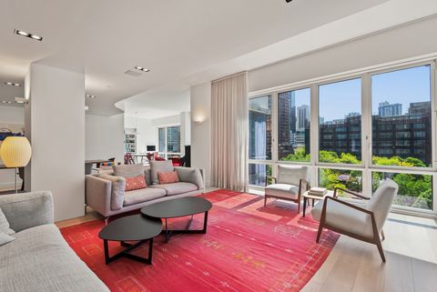 Riverside Sky Mansion Moments from Lincoln Center Welcome to this one-of-a-kind 5-bedroom, 5-bathroom home boasting beautiful custom upgrades throughout- a paragon of modern Upper West Side luxury awash with natural light. Features of this stunning c...