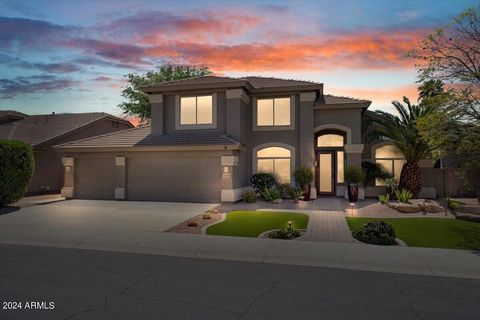 Welcome to your dream home! This stunning 5-bed, 3-bath sanctuary boasts a 3-car garage, heated pool, and spacious lot perfect for outdoor gatherings. Enjoy modern living with a beautifully upgraded kitchen featuring white cabinets, granite counters,...