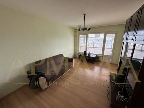 (Offer 7682) Armada Imoti is pleased to present a two-bedroom undersized apartment with FOUR SEPARATE ROOMS, on a quiet street, close to kindergartens, schools, hypermarkets and public transport stops. Property parameters: Area - 68 sq.m. Clean area,...