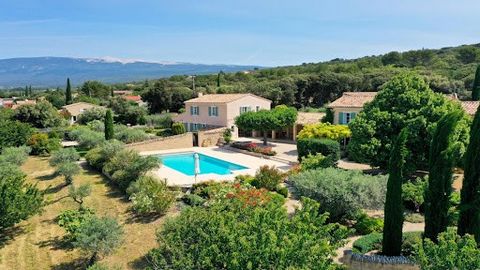 sales: Provence, Vaucluse, south Ventoux.The house rises upstream from the garden, in a calm and peaceful environment, without being isolated, this property benefits from an unobstructed view of the village of Villes-sur-Auzon, the hills and the surr...