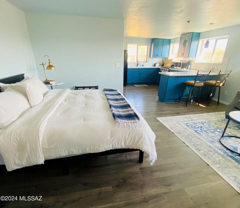 PROFESSIONAL PHOTOS TO COME Friday 4/12!! HARD TO FIND w/exquisite ATTENTION TO DETAIL! Beautifully remodeled (inside and out!) NW Tucson mid-century modern property! There is a spacious main house, a fully renovated (turn-key) casita, an additional ...