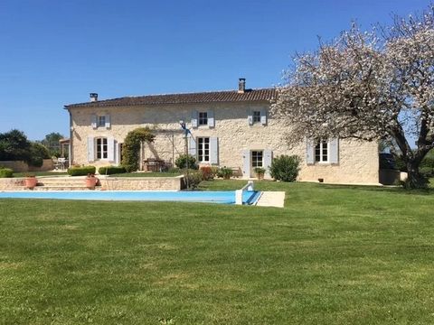 EXCLUSIVE TO BEAUX VILLAGES! This stunning renovated property boasts 5 bedrooms and 2 bathrooms and oozes character and charm, set in glorious gardens of around 3000m² with superb heated 11m x 5m in-ground swimming pool with tiled surround and includ...