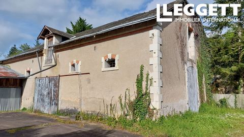 A27772MED37 - This building could be a huge number of different things subject to the appropriate permissions. It is a huge blank canvas for someone with vision to create a large home, a studio, a gallery or what ever else you fancy. Set in the beaut...