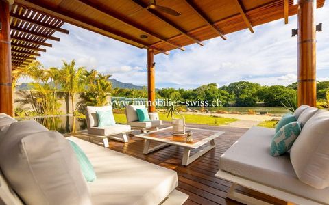 Black River – Mauritius – 6 bedroom villa direct access to the lagoon   ​​​​​​ 6 bedroom villa in Black River on a plot of 1155 m2 offering views of the lagoon as well as the mountains, the villa is a real architectural gem. It has very well oriented...