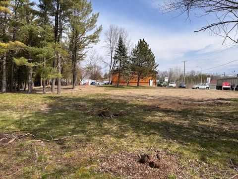 Commercial land super location with a flow rate of + 15,000 cars per day, main route to cross into Ontario, located on a street corner in the center of the village of Grenville, whoever is lucky is advised to do in-depth research, consult professiona...