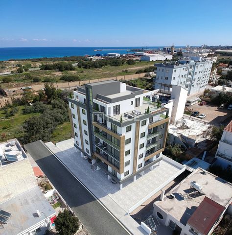 Vastgoed in het centrum van Gazimağusa Noord-Cyprus Gazimağusa, de op een na grootste stad van Noord-Cyprus, is een van de toonaangevende regio's van het eiland op het gebied van toerisme, handel en onderwijs. Het herbergt vele hotels, universiteiten...