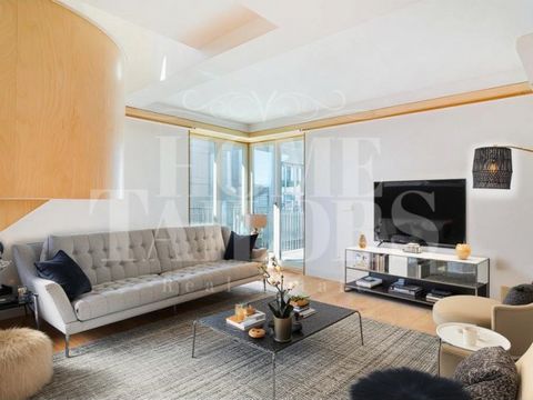 Come and see this magnificent 1 bedroom Duplex flat with 101 m2 located in a prestigious area, in Amoreiras - Campo de Ourique. Brand new property executed with quality materials and exemplary execution, this flat is part of a building of 5 apartment...