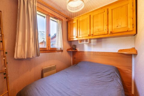 Diese ferienwohnung in Morillon mit 1 Schlafzimmer und hat eine Kapazität für 6 personen. Unterkunft Unterkunft hat 33 m² befindet sichgemütlich und voll ausgestattete. Die Unterkunft befindet sich 200 m von der Stadt (Stadtzentrum), 200 m vom Superm...