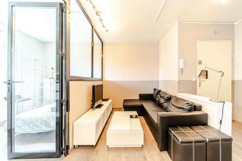 Dit lichte en praktische appartement van 34 vierkante meter in het 7e arrondissement van Lyon is de perfecte plek voor een stel of kleine groep en biedt comfortabel plaats aan maximaal 4 personen. Het appartement bevindt zich op de 3e verdieping van ...