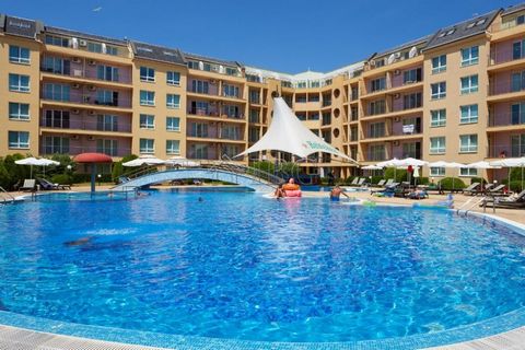 IBG Real Estates ma przyjemność zaoferować umeblowany apartament z 2 sypialniami, 2 łazienkami i widokiem na basen, zlokalizowany na 6 piętrze /z windą/ w kompleksie Pollo Resort w Słonecznym Brzegu. Kompleks położony jest około 500 metrów od popular...