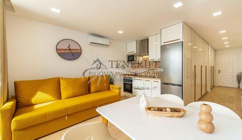 Diese Wohnung befindet sich in der Avenida J.M. Galván Bello, 38639, San Miguel de Abona, Santa Cruz de Tenerife, am Golf del Sur. Es ist eine Wohnung mit 40 m2 und 1 Badezimmer. Es verfügt über estudio. Features: - Terrace - Lift - Air Conditioning ...