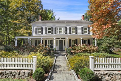 Enjoy ‘Town and Country’ living at this iconic Katonah Farm House. Known as Hill Crest when it was built in 1837, this beautiful house features newly renovated kitchen and bathrooms, antique wide plank flooring, floor-to-ceiling windows, wraparound f...