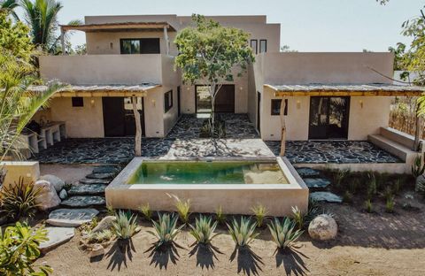 BRCL231 LF House with private pool, for sale, Todos Santos, Baja California Sur   House with 3 bedrooms located just 400 meters from the beach, magnificent lighting, large spaces where a modern and clean design is combined.   PRIVATE POOL The apartme...