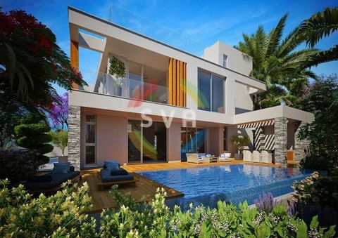 Villa For sale in Pafos City. The Villa is 395 sq.m. and it is located on a plot of 568 sq.m.. It consists of: 4 bedrooms (4 Master), 5 bathrooms, 1 wc, 1 kitchens, 1 living rooms and it also has 1 parkings (1 Closed). Its heating is Autonomous with ...