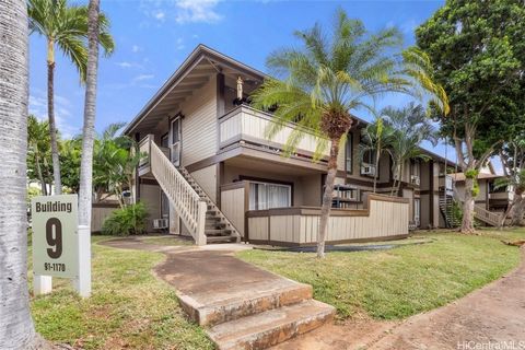 Discover this beautifully renovated 2-bedroom, 1.5-bath corner unit in the desirable Palm Villas. Featuring new luxury vinyl plank flooring, an upgraded kitchen with quartz countertops, and modern bathrooms, this home is move-in ready. Freshly painte...