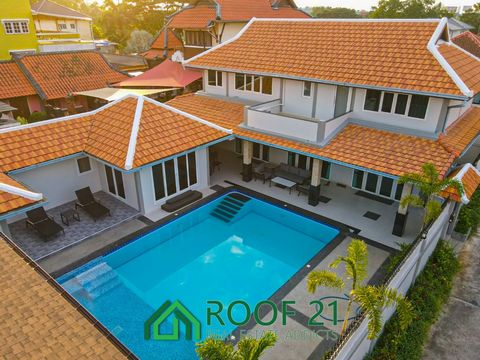 Discounted Price! Pool Villa in Pong-Mabprachan, PattayaLooking for serious offers! Move-in ready! From 14.49M THB to 13.65M THB Property Details: Land Size: 473.60 SQM. Living Area Size : 350 SQM. House Layout: 4 spacious bedrooms 5 bathrooms, each ...