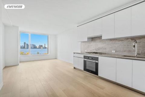 IMMEDIATE OCCUPANCY 450 WASHINGTON - RESIDENCES BY RELATED ON THE TRIBECA WATERFRONT. Located along Tribeca's historic waterfront and the spectacular Hudson River Park, RELATED is developing a full city block into 450 Washington - a beautiful propert...