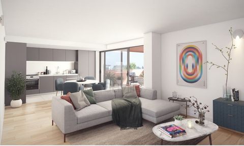 Appartement duplex de 2 chambres avec 99m2 + 41,60m2 de balcons/terrasse 1 place de parking. Nouveau projet urbain, dans un « nouveau » quartier résidentiel en développement dans les environs de Carvalhido et Ramalde, bénéficiant d'un accès facile et...