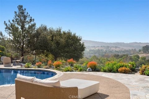 First time on the market! Step into a world of timeless elegance with this SOUGHT-AFTER SIGLE-LEVEL Villa in the exclusive community of Shady Canyon, where every corner reveals the essence of classic Mediterranean design. Begin your journey through a...