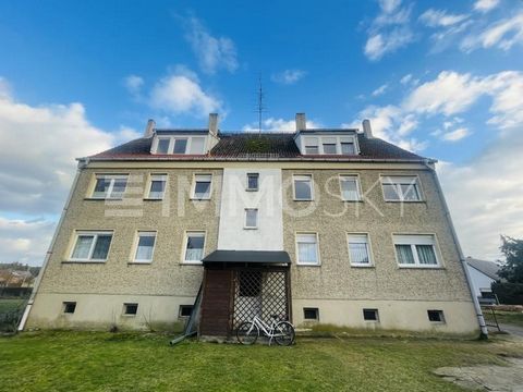 Bent u op zoek naar uw volgende investering op het platteland? Ontdek een uitstekende investeringsmogelijkheid in de vorm van een charmant en landelijk appartementencomplex. Het ruime gebouw strekt zich uit over 356 vierkante meter woonoppervlak en b...