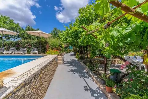 The exteriors of the property are ideal to enjoy the Mediterranean climate. Surrounded by plants, you will find a large pool measuring 9 x 6m and a constant depth of 1.80 m. Around it, you will find two terraces where there is a barbecue, a trampolin...