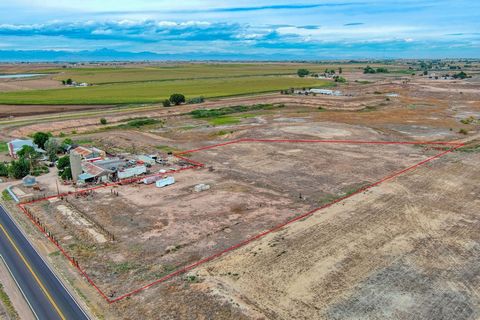 Take advantage of this vacant land opportunity in a very desirable location near Brighton, in Weld County. This lot is zoned Ag. with a USR (Use By Special Review) for gravel mining. According to Weld County Planning Department, you would have the op...