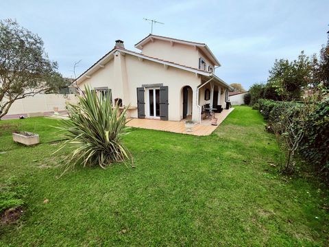 Villa T5 au calme, clim, garage 34m², Tram C