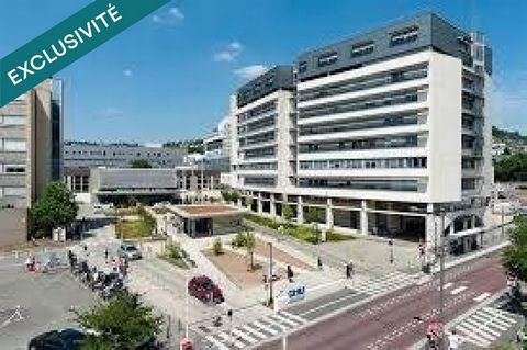 Entre le CHU et La clinique st hilaire