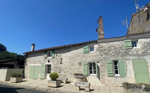 Maison de caractère à Lussant