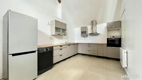 Immeuble de rapport proche frontière