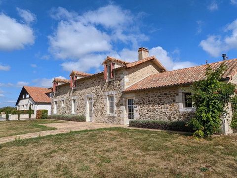 Close to a village with minimarket, a gîte complex with a 4 bedroom main house (just over 200 m² of living space) offering spacious rooms, 4 gîtes (61m², 64m², 65m² and 91m ²), a reception room (approx. 90m²), outbuildings (approx. 600m²), a swimming...