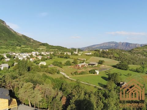 Your agency Buech Durance Immobilier in Tallard offers you exclusively this land with an area of 820m2 in the town of UBAYE SERRE PONCON, La Bréole. The town of La Bréole is located near the Lake of Serre Ponçon and 24 minutes from Tallard.