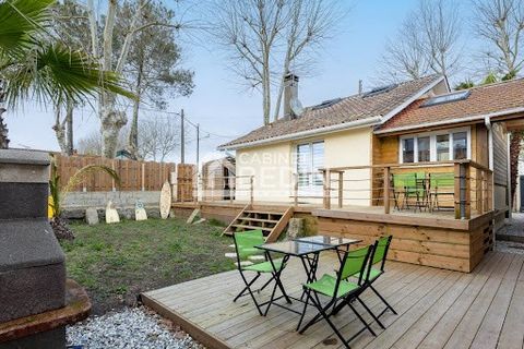 HOUSE + OUTBUILDING GARDEN CAPBRETON CLOSE TO OCEAN. Charming house, in an idyllic setting, well located and without any work to be done. It is composed of three bedrooms, two of which are on the ground floor with shower room, open kitchen which open...