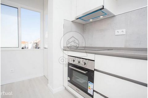 2 bedroom apartment completely refurbished in the lower bath. This apartment offers a contemporary and comfortable atmosphere, situated in the heart of Baixa da Bathtub. With a privileged location, this property presents itself as an excellent opport...