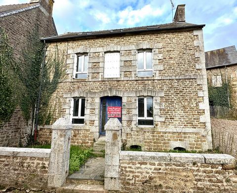 Stone building to be renovated internally, bare floors on three levels with a cellar and an outbuilding. Possibility of making two apartments with two different entrances or making a large house on three levels. The structural work is in good conditi...
