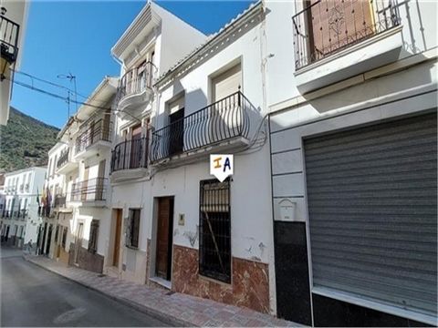 Situated in the town of Algarinejo in the Granada province of Andalucia, Spain. This 186m2 build townhouse property with good outside spaces is in need of renovating, but priced to sell at under 31,000 euros. This is an ideal DIY project or investmen...