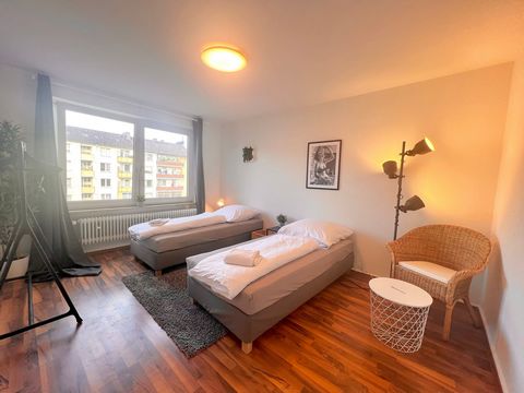 Welcome to our Cozy Retreat in Bremerhaven! Escape to comfort and convenience in our charming vacation apartment, ideal for up to 6 guests. Located in the heart of Bremerhaven, our spacious accommodation offers a delightful stay with an array of amen...