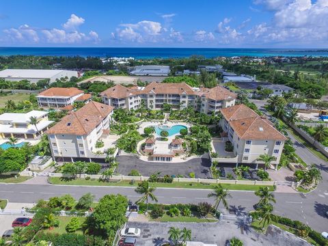 Discover paradise living in this 3 bed, 3 bath condo at Harbour Breeze on stunning Paradise Island. Spanning approximately 2,700 sq.ft, it boasts a spacious open living, sitting, and dining room area, perfect for relaxation and entertaining. The kitc...