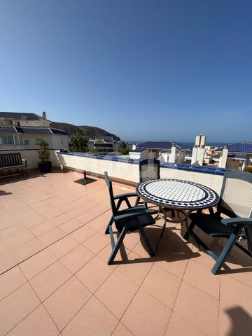 Reference: 04036. Sold, Penthouse for sale, Playa Graciosa III, Los Cristianos, Tenerife, 2 Bedrooms, 69 m², 380.000 €
