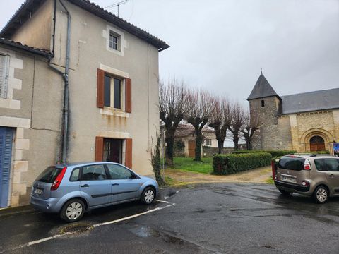 Located in the bustling village of Mauprévoir, with a school, pub/bar, superette, hairdressers, etc, and just 10 minutes away from Civray is this charming end of terrace house with non-attached garden and garage. Everything within the village is acce...